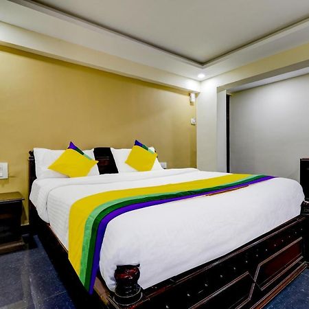 Itsy By Treebo - Hill View Hotel Madikeri Exterior photo